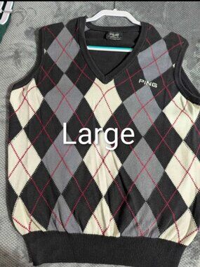 Ping Vest Knitted in Scotland Men's Size Large